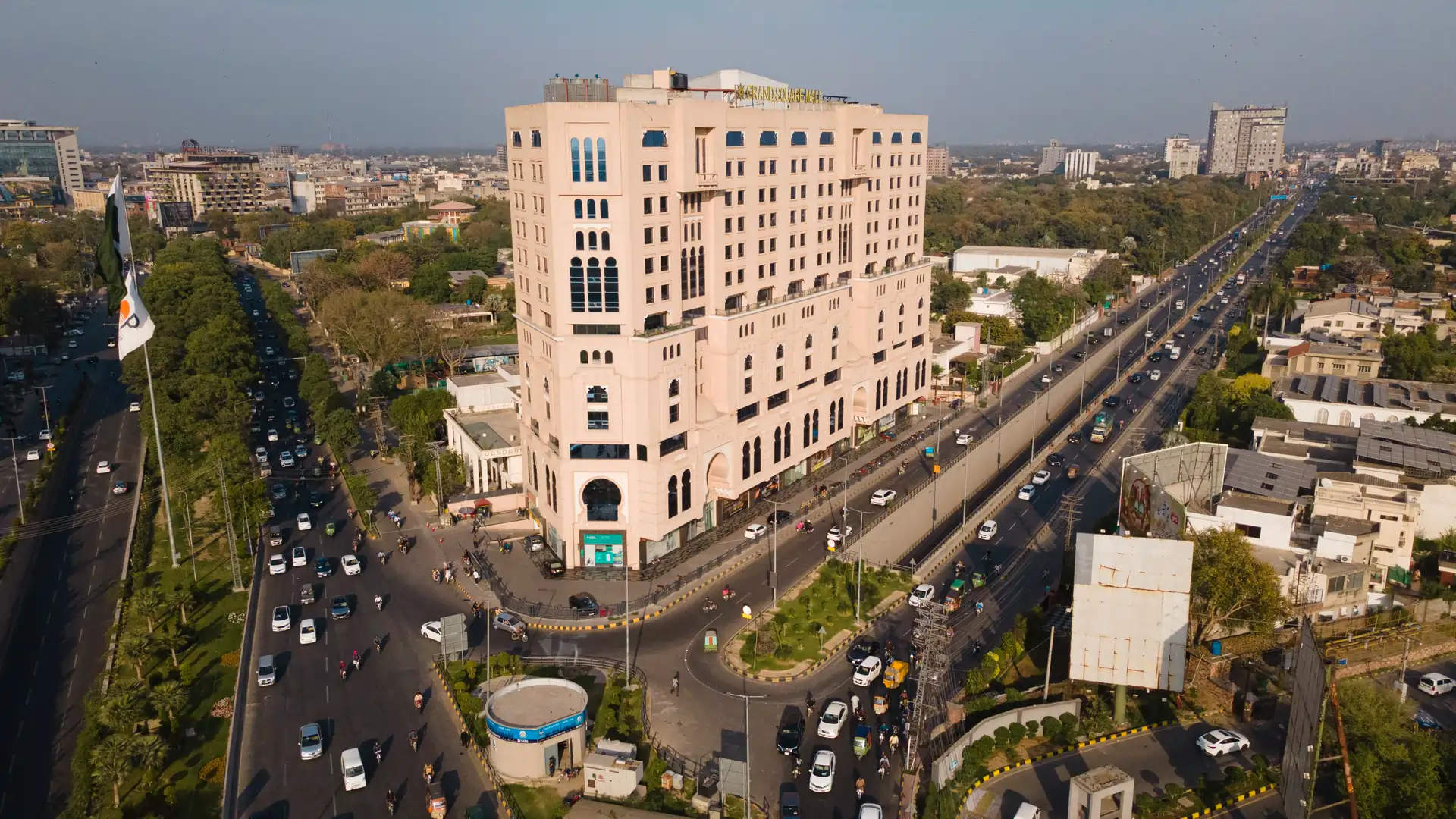 Grand Square Mall